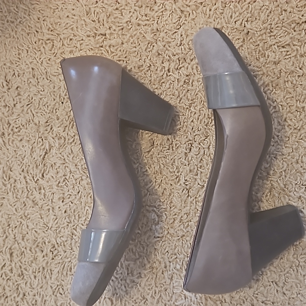 Clarks Artisan Collection View 3